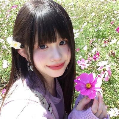 豪宅门口直击：港台老牌艺人深夜密会神秘女子，深夜最新进展